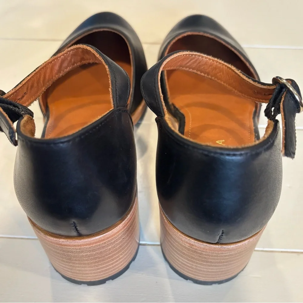 Patina Black Women's Heels - Picture 3 of 8